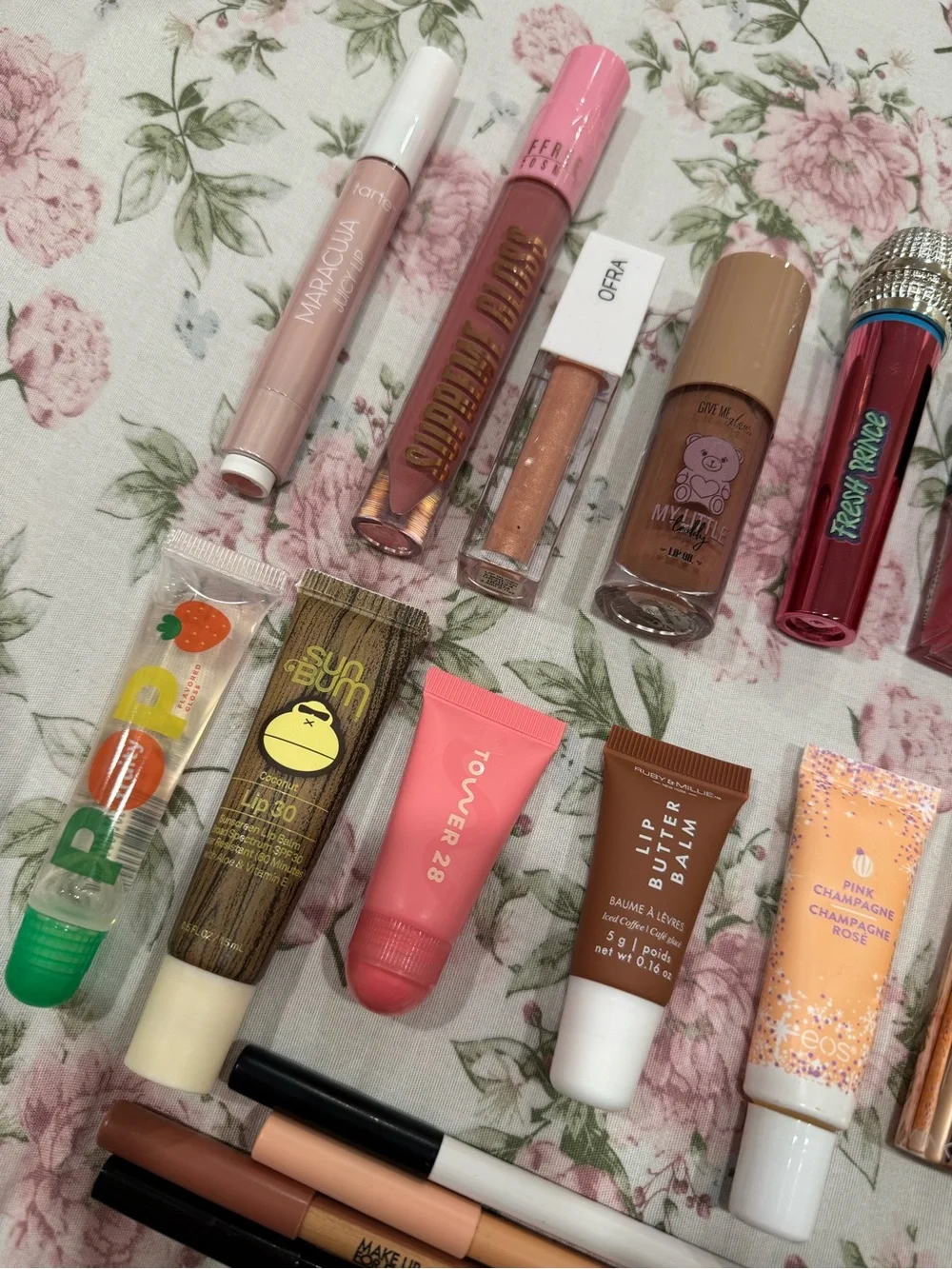 Makeup Lip Bundle - Gloss, LipLiners